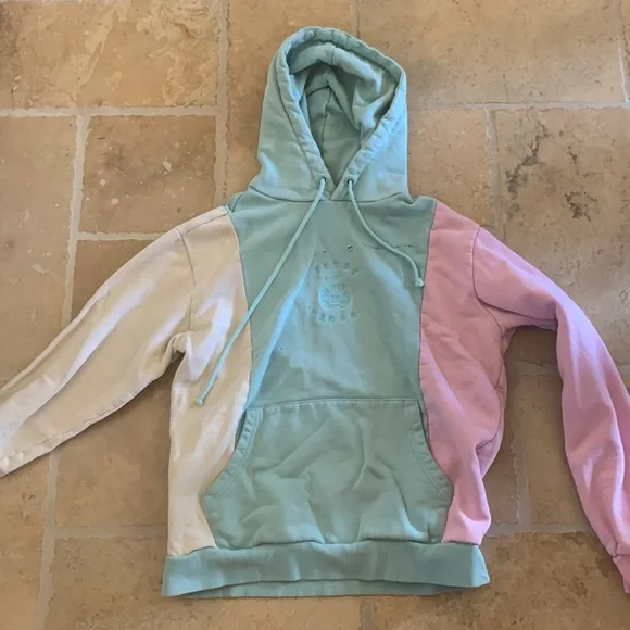 Teddy Fresh Tops A Cute Pastel Hoodie In The Brand Teddy Fresh